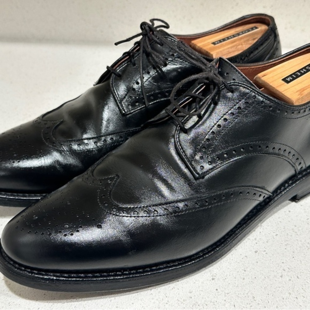 Allen‎ Edmonds - Picture 2 of 7